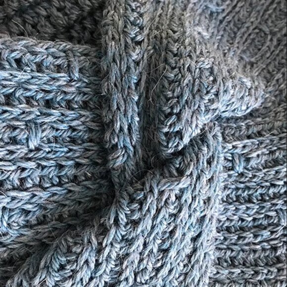 NEW Handmade Crochet Blue-Grey Denim-Colored Soft Cowl in Wool/Silk/Mohair - Picture 4 of 4
